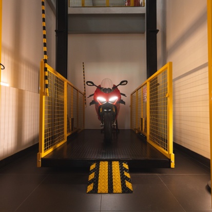 d10-motos-sp-971-479x413m1