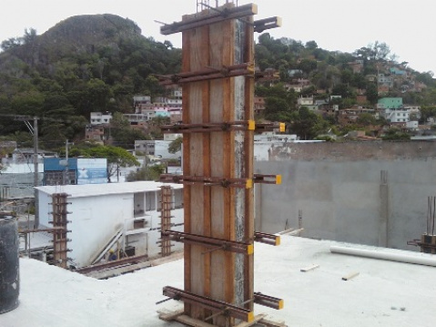 pilar-montado-ancoragem-820-479x413m1