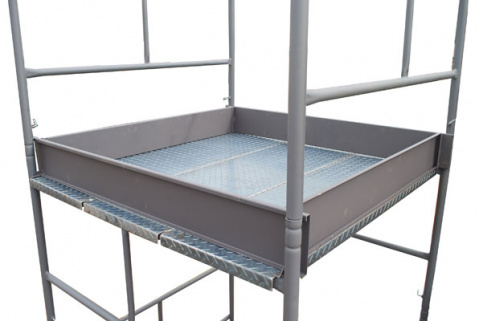 piso-andaimes-com-rodape-box-car-brasil-46-479x413m1